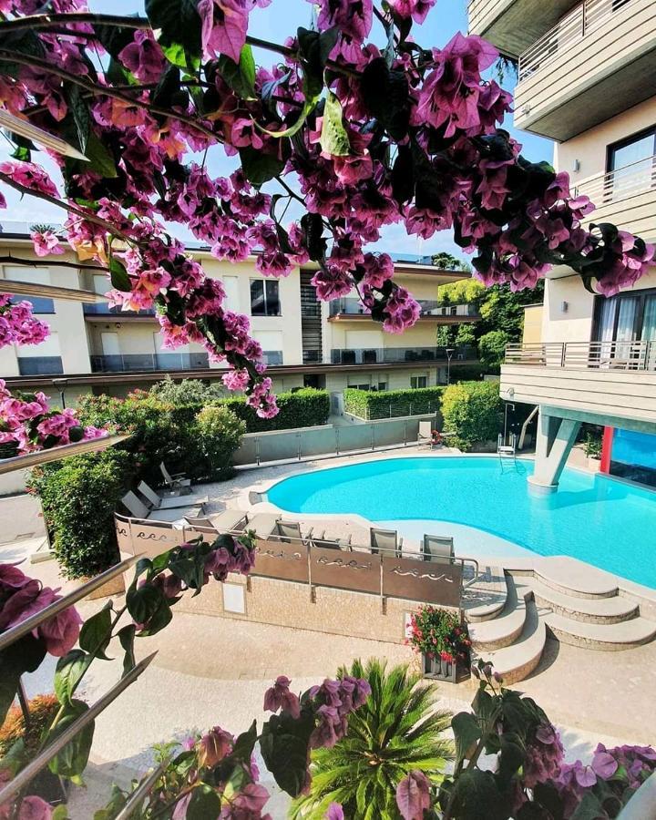 Hotel Desenzano Desenzano del Garda Exteriör bild