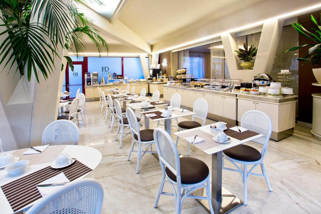 Hotel Desenzano Desenzano del Garda Exteriör bild