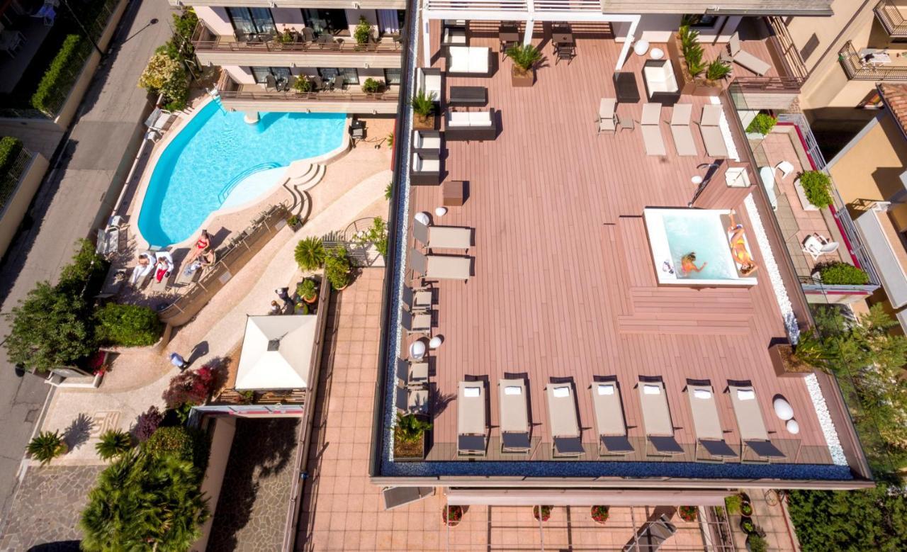 Hotel Desenzano Desenzano del Garda Exteriör bild