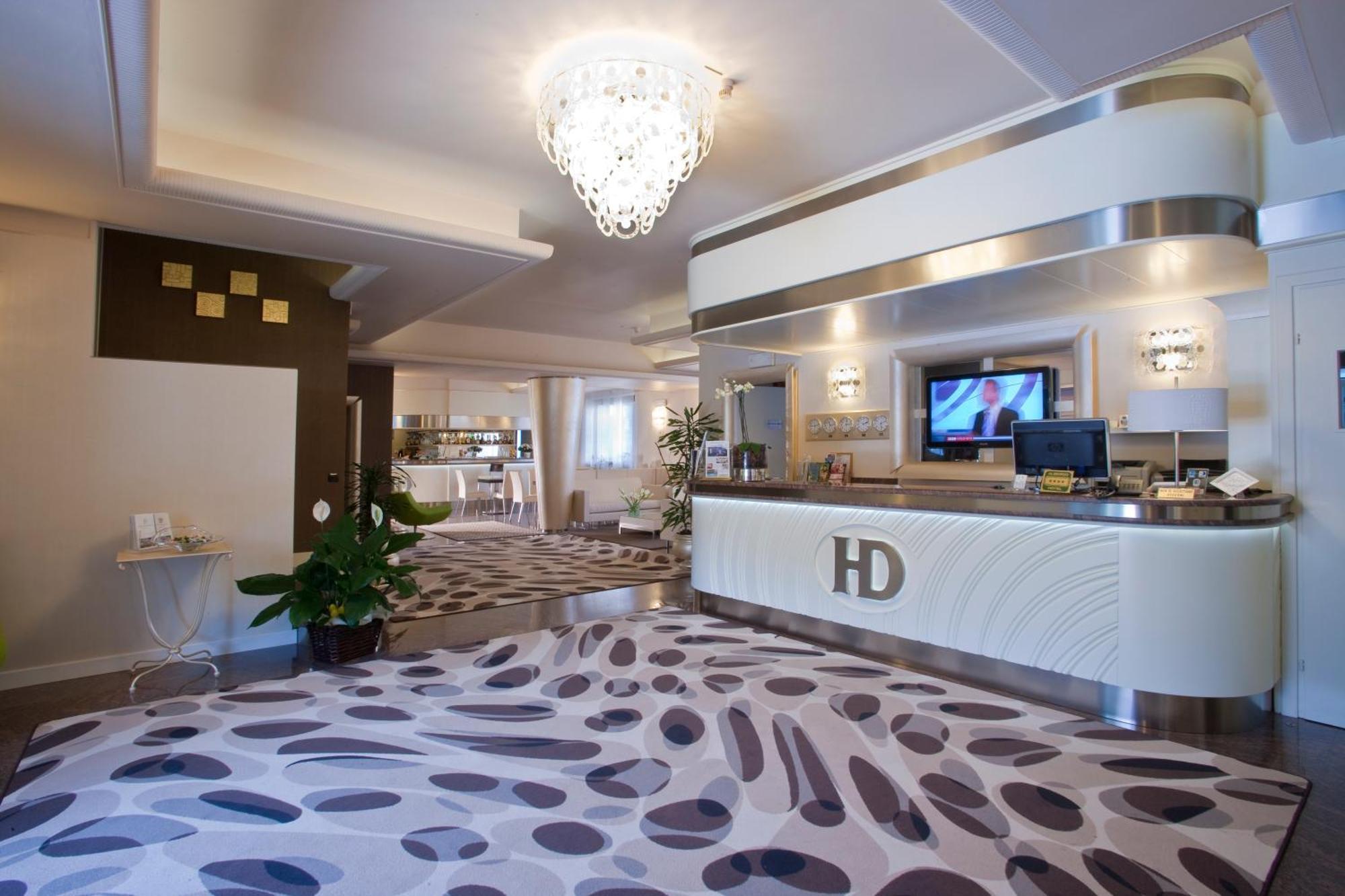 Hotel Desenzano Desenzano del Garda Exteriör bild